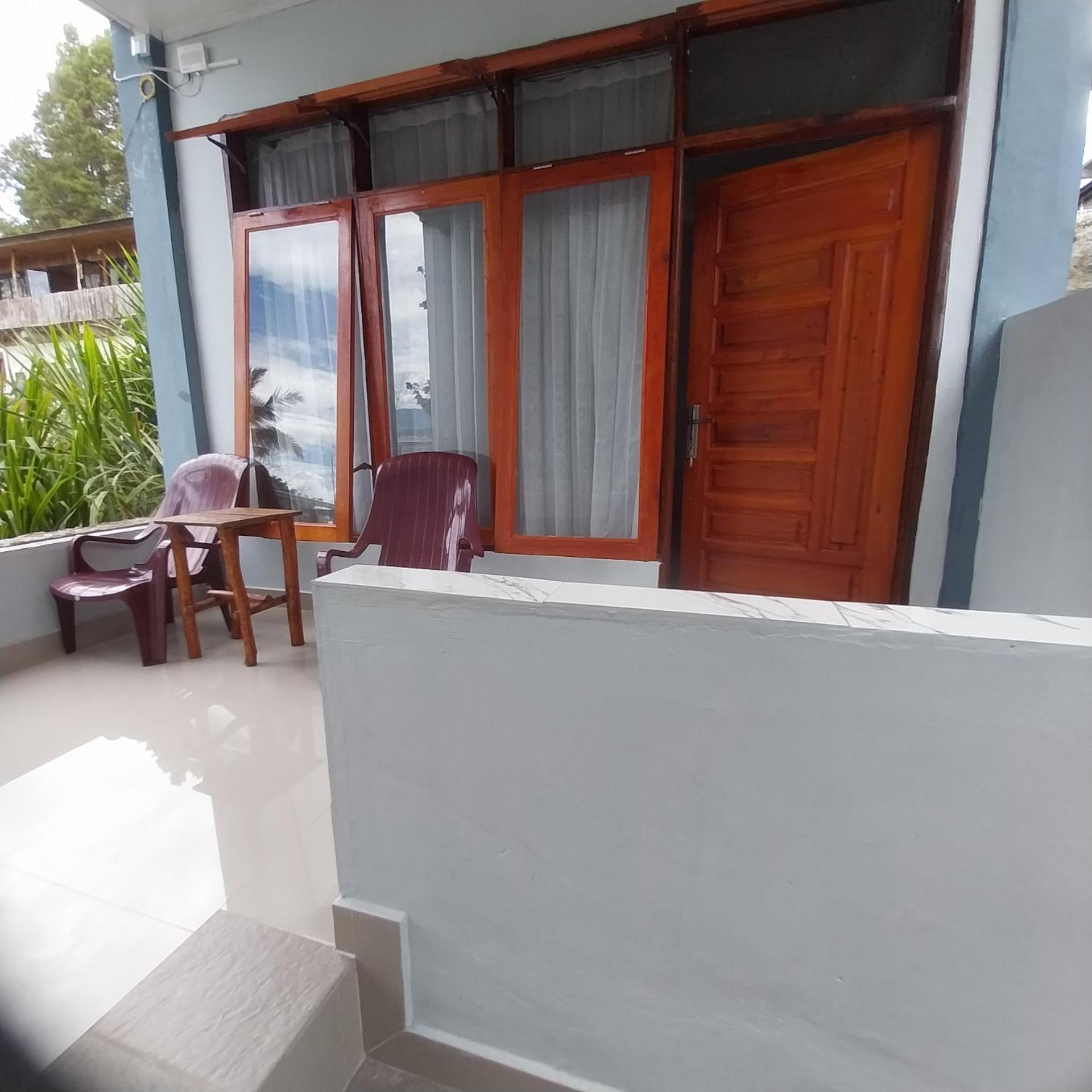 Maruba Inn ตุกตุก ภายนอก รูปภาพ
